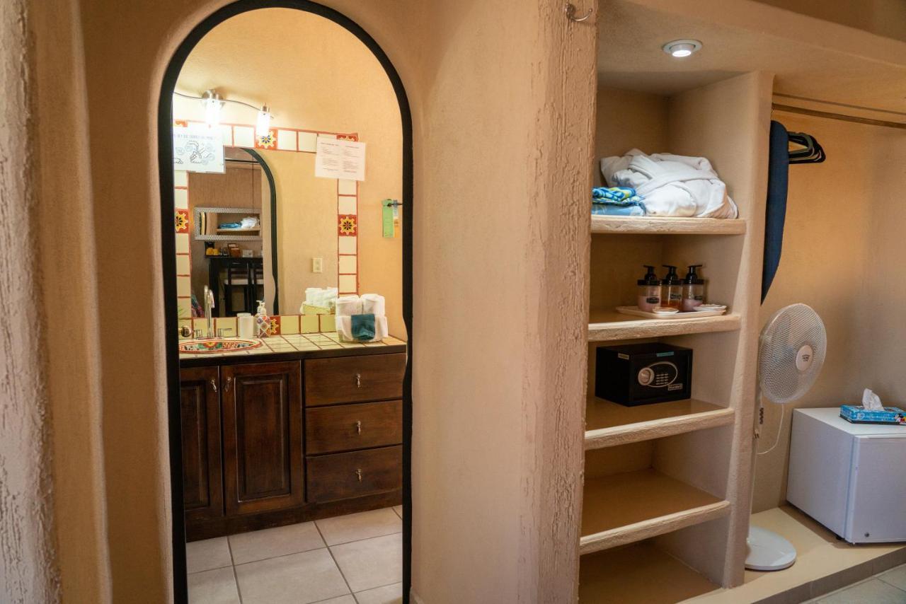 לה פז Casa Kootenay Waterfront Bnb מראה חיצוני תמונה